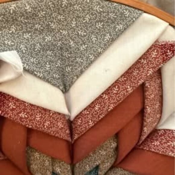 Vintage Fabric Wall Art Pair – Wolves Scene & Quilted Starburst - Picture 4 of 10